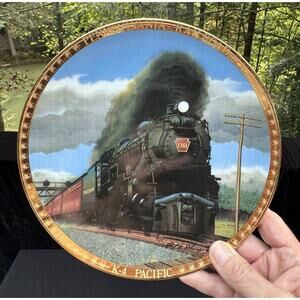 Hamilton Collection Train Plate - The Pennsylvania K-4 michael léson designs